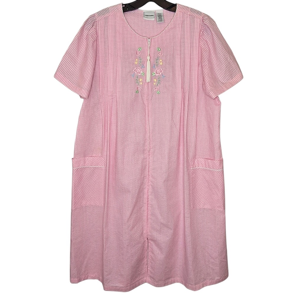 Bobbie Brooks Vtg Pink Gingham Seersucker Nap Dress Housecoat Floral Embroidery